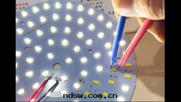 LED光(guāng)電(diàn)照明(míng)行業無铅(qiān)焊锡(xī)解(jiě)决方(fāng)案(àn)