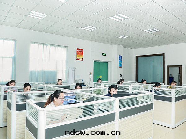 星(xīng)威公(gōng)司辦(bàn)公(gōng)室(shì)